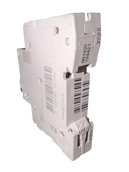 SCHNEIDER ELECTRIC M9F14106