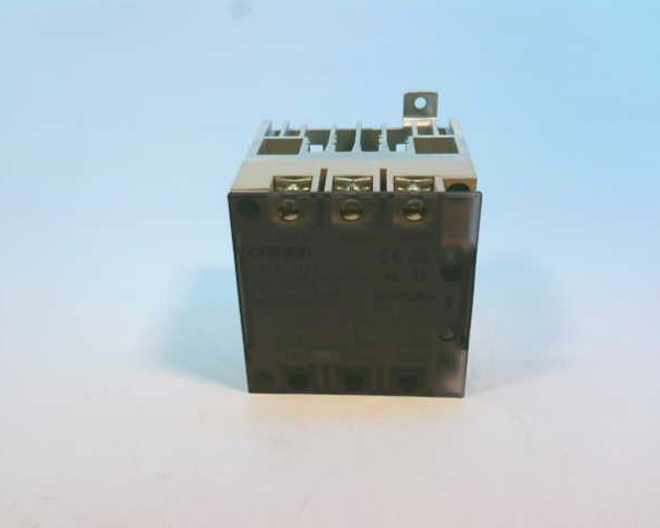 OMRON G3PB-215B-2-VD DC12-24