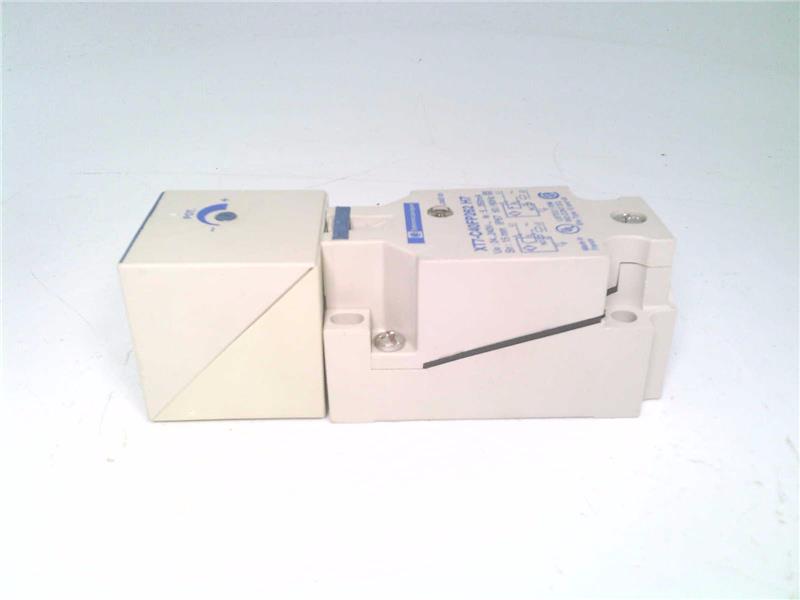 SCHNEIDER ELECTRIC XT7C40FP262H7