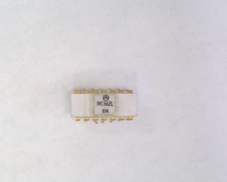 NXP SEMICONDUCTOR MC662L