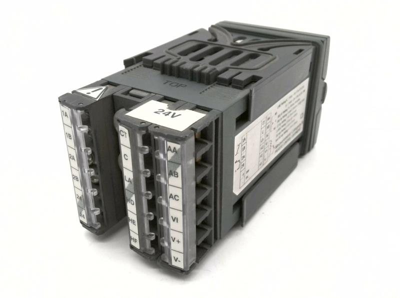 INVENSYS 3216/CC/VL/DR/X/XXX/G/ENG/ENG