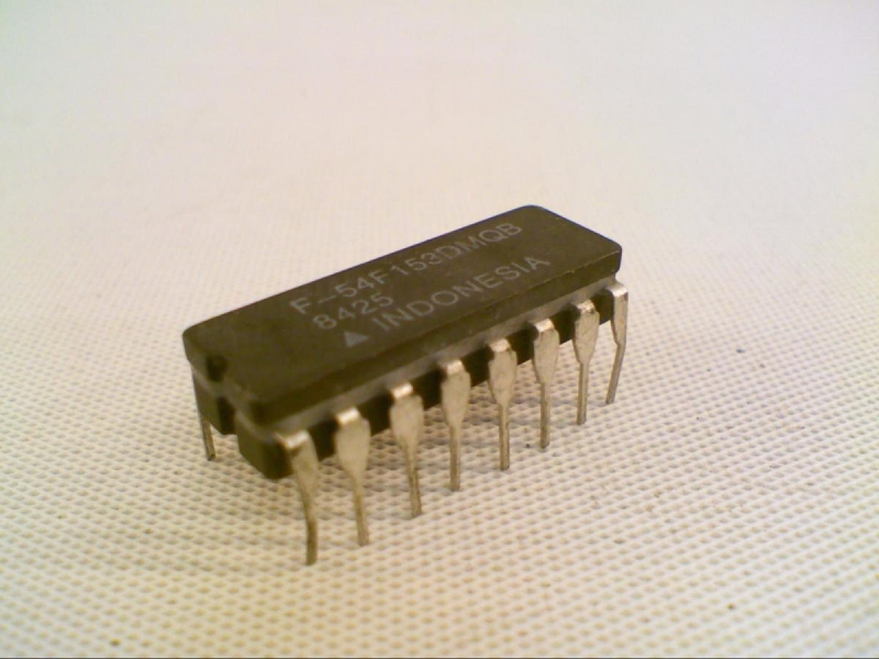 ON SEMICONDUCTOR 54F153DMQB