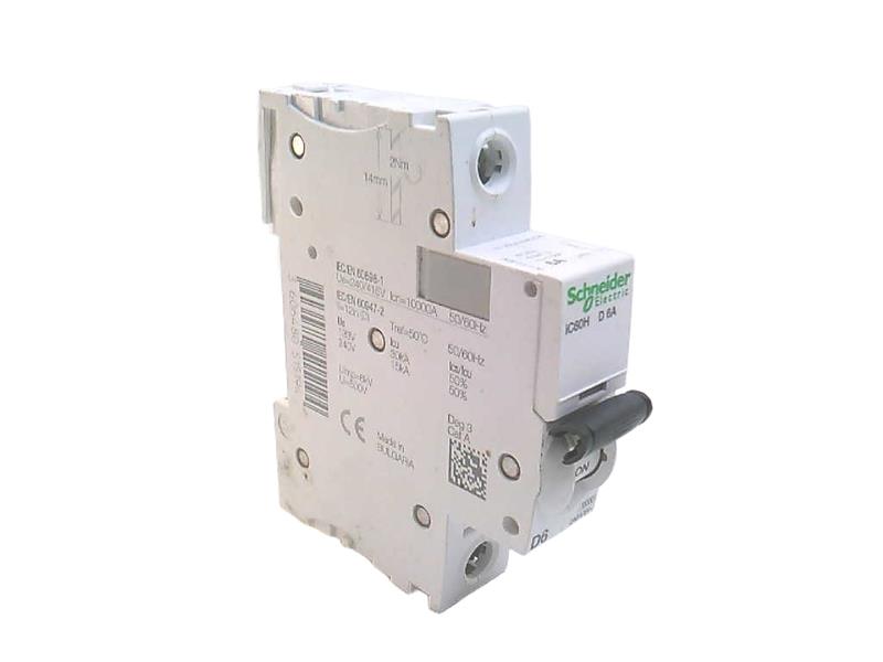 A9F55106 by SCHNEIDER ELECTRIC