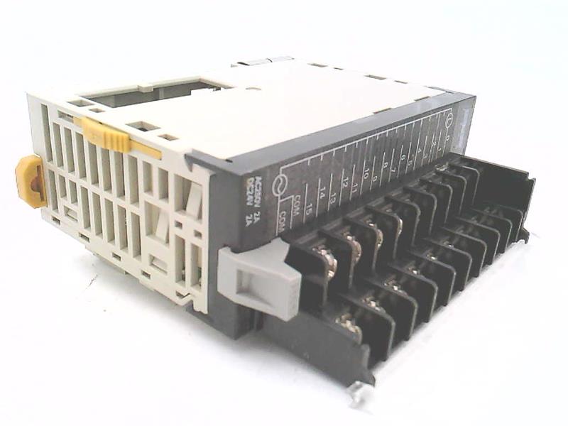 OMRON CJ1W-OC211