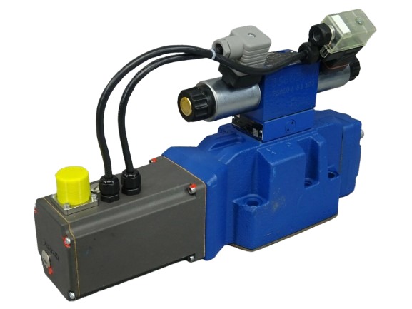 SUMITOMO 4WRKE16W200P-33/6EG24K31/A5D3M-693=DE