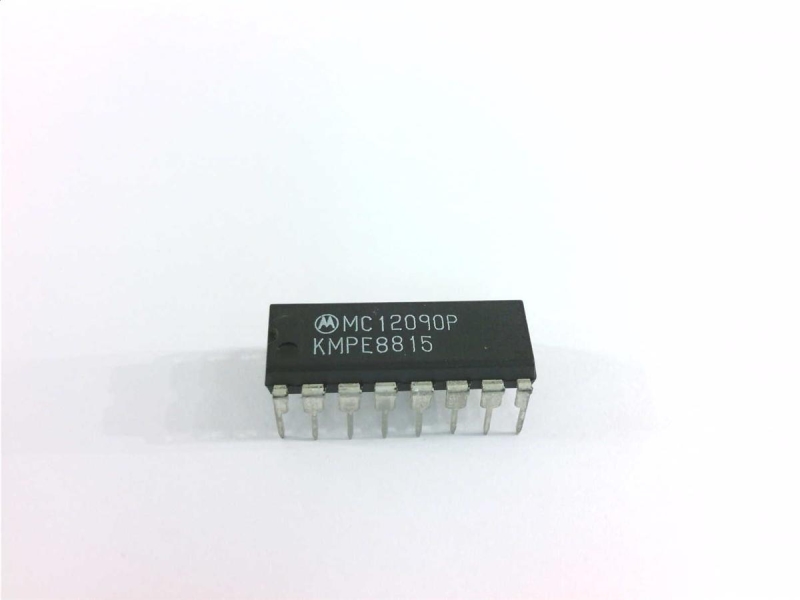 NXP SEMICONDUCTOR MC12090P