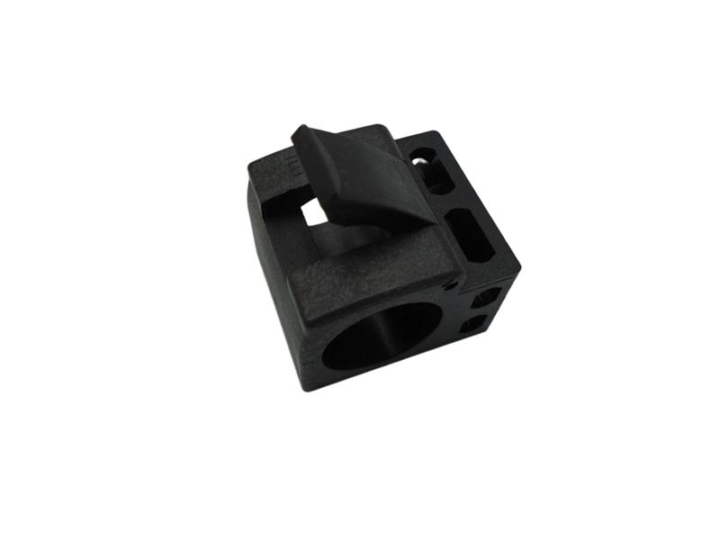 MOUNTING CLAMP M18-E12244 by EFECTOR