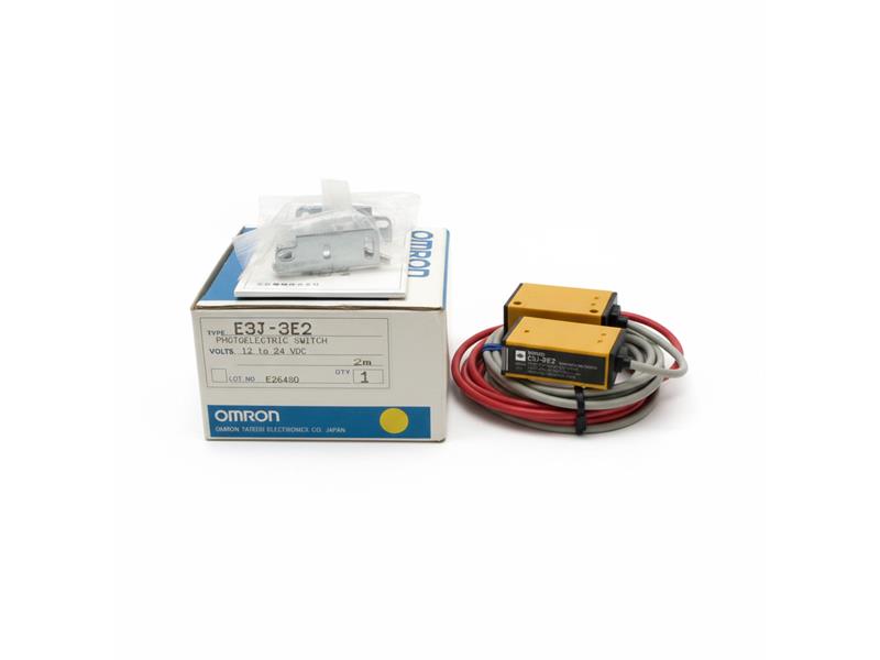 OMRON E3J-3E2