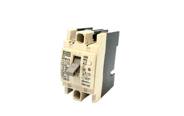 MITSUBISHI NV30-FA 2P 5A 100-200V 30MA