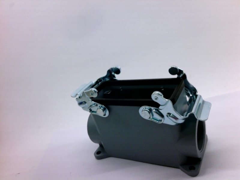 TE CONNECTIVITY 1-1102579-1