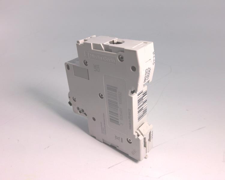 SCHNEIDER ELECTRIC M9F23106