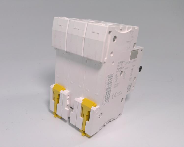 SCHNEIDER ELECTRIC A9F53350