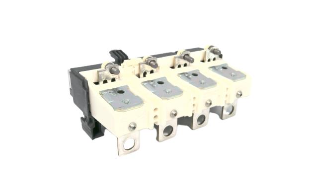 SCHNEIDER ELECTRIC LV438145