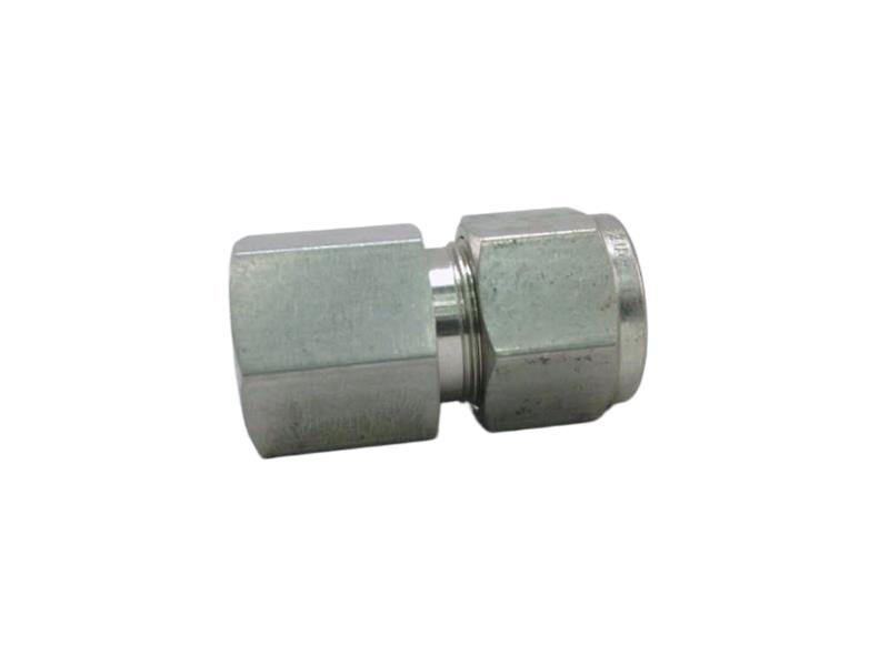 SWAGELOK SS-810-7-6