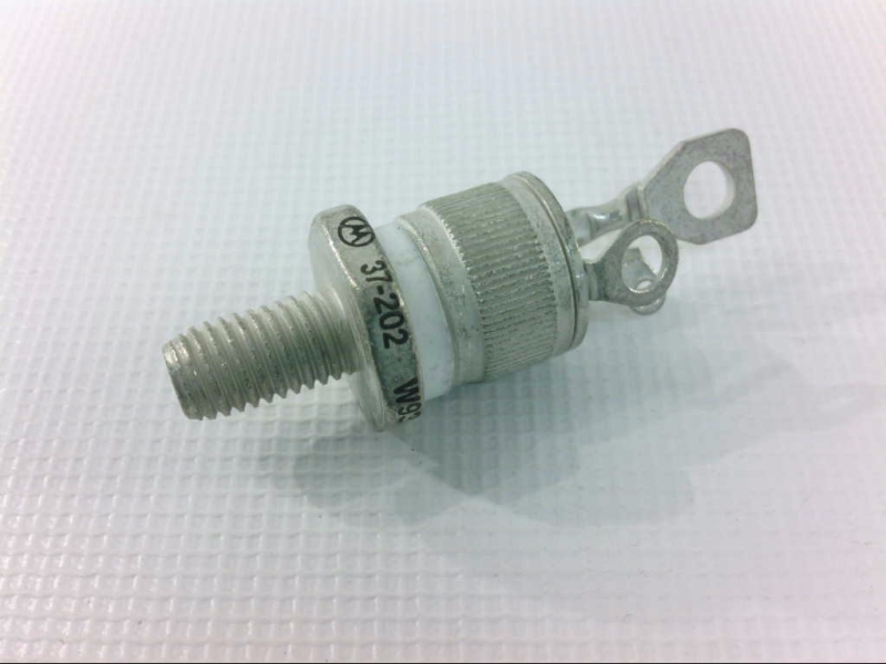 37202 by NXP SEMICONDUCTOR