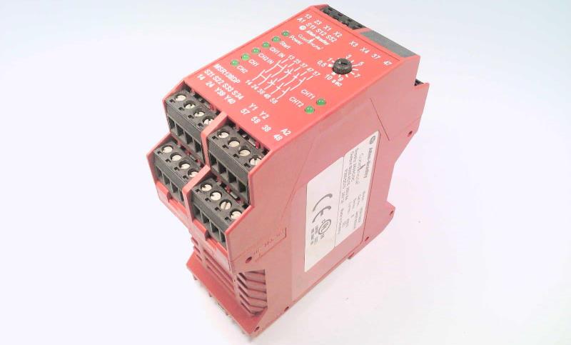 ALLEN BRADLEY 440R-M23147