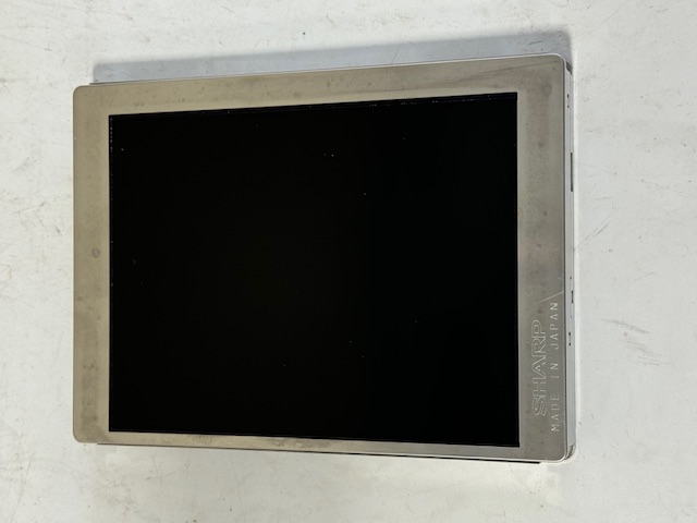 SHARP LQ057V3DG03