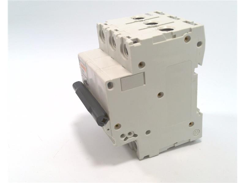 SCHNEIDER ELECTRIC C60N-3P-30A-C