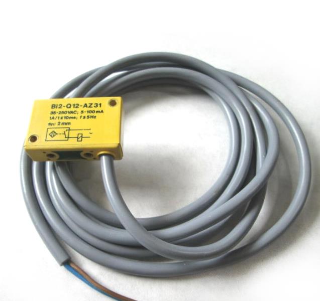 BI2-Q12-AZ31 by TURCK