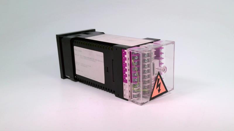 INVENSYS 818S/8MV8/R4MA20/NONE/NONE.NONE/NONE/NONE/SN/00/-99/99/C/N0/N0/D/N/S/N