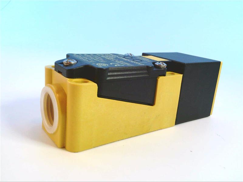 TURCK NI20-CP40-FZ3X2/S100-S10