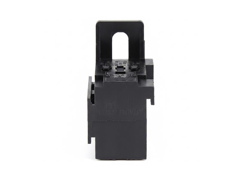TE CONNECTIVITY 8-1393765-5