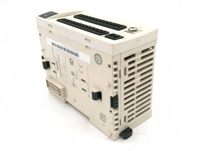 SCHNEIDER ELECTRIC TM2ARI8LT