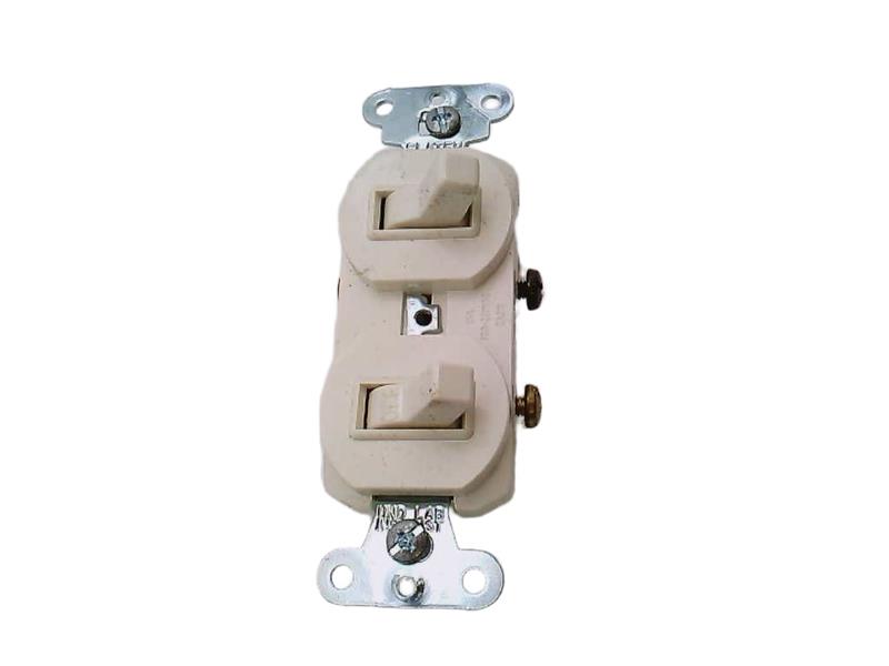 LEGRAND 696LA