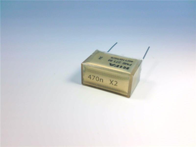 KEMET PME271M647KR30