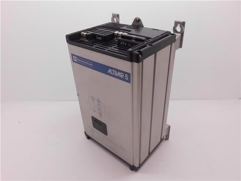 SCHNEIDER ELECTRIC ATV45U30