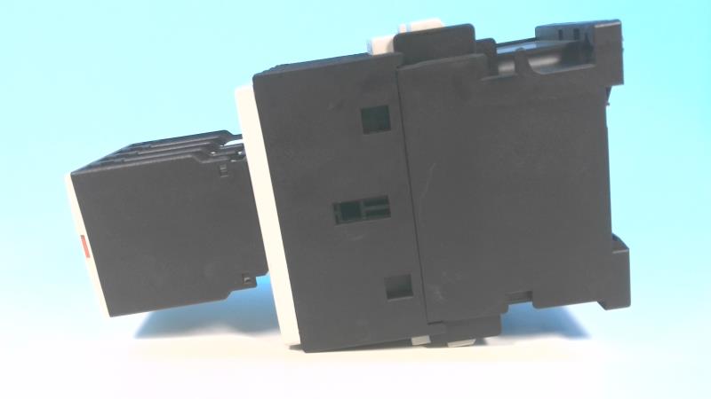 SIEMENS 3RT1026-1AK64-3MA0