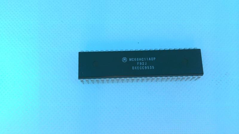 NXP SEMICONDUCTOR MC68HC11AOP