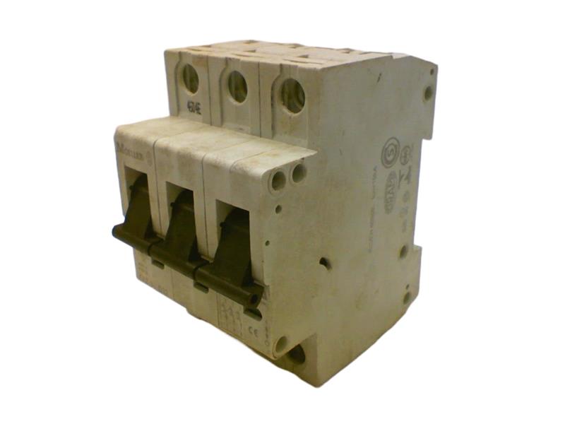 FAZ-3-D32 by EATON CORPORATION