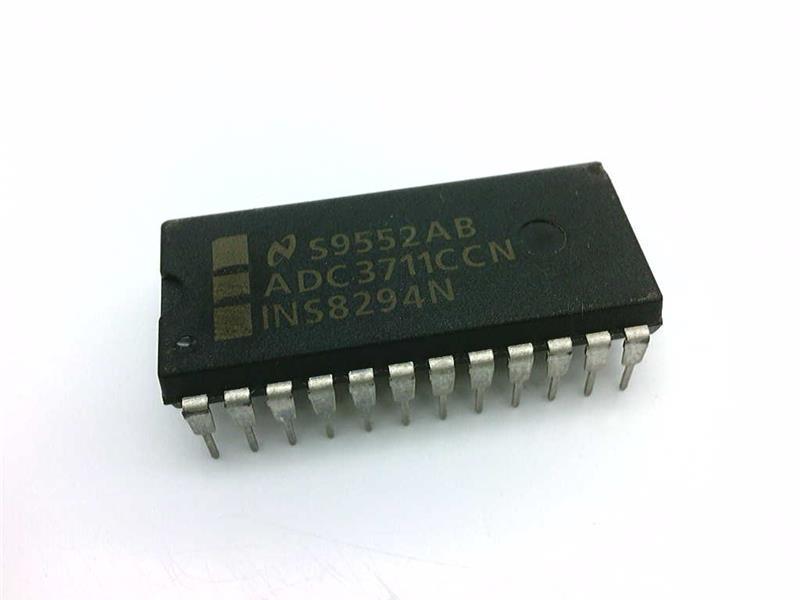 TEXAS INSTRUMENTS SEMI ADC3711CCN
