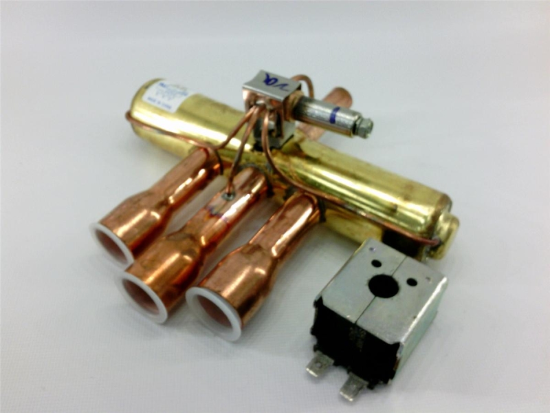 UNITED TECHNOLOGIES EF17BZ272