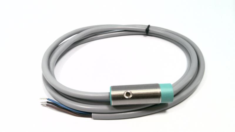 PEPPERL & FUCHS NJ8-18GM50-E2