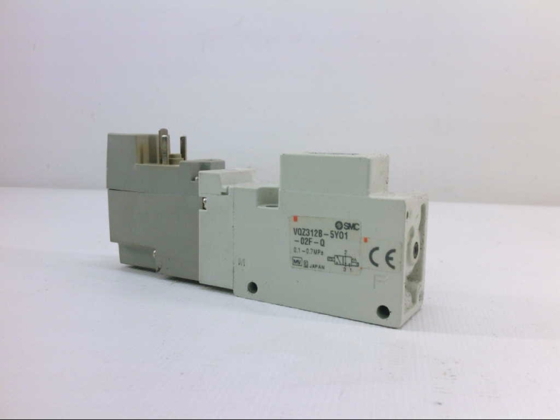 SMC VQZ312B-5Y01-02F-Q