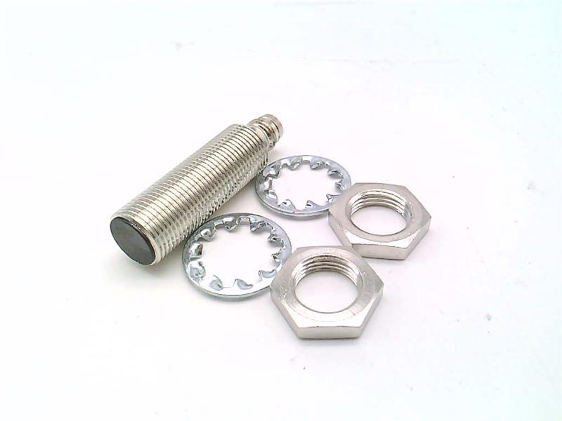 BALLUFF BES 516-325-G-E5-C-S49