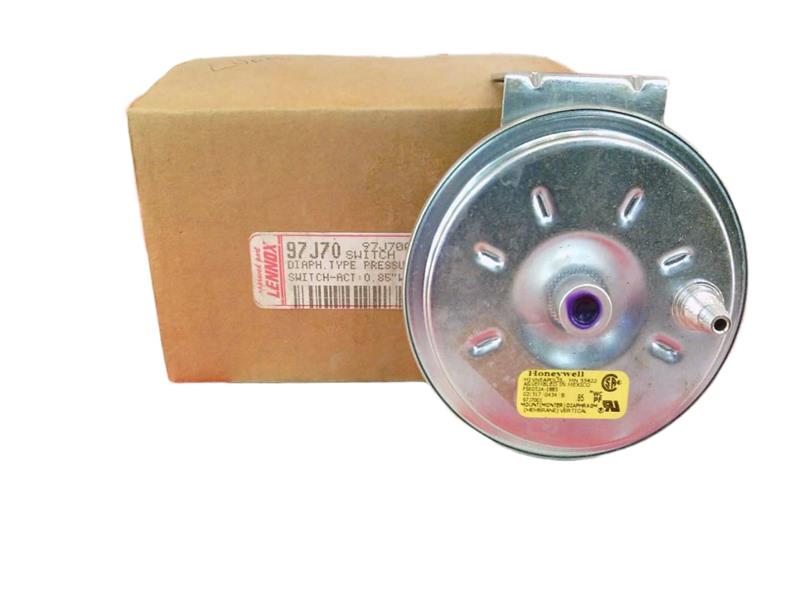 LENNOX 97J70