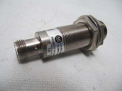 ALLEN BRADLEY 872C-D8NP18-D4