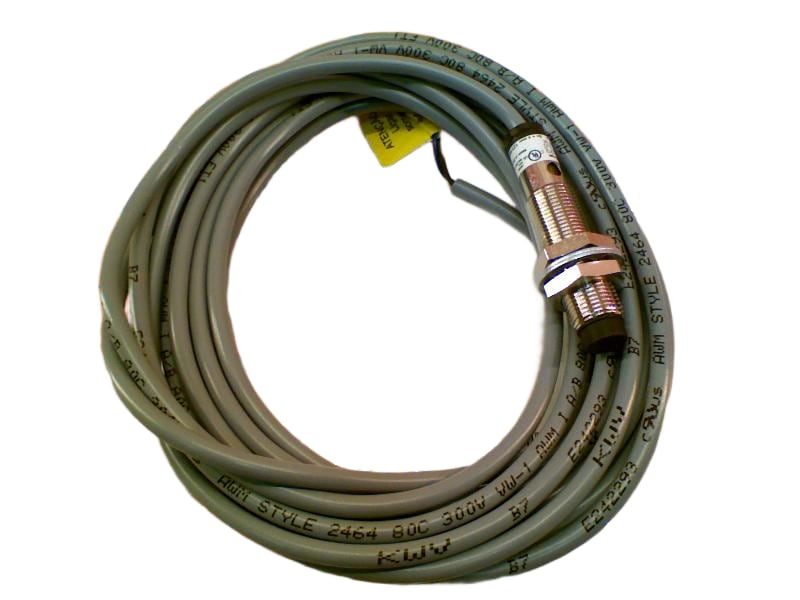 BALLUFF BES 516-461-BO-L-05