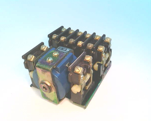 DANAHER CONTROLS 4U8-240