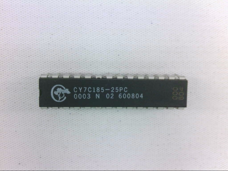 INFINEON CY7C185-25PC