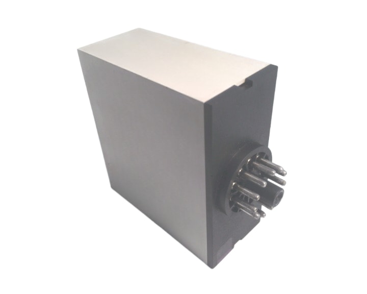 SE-195-220 by CARLO GAVAZZI