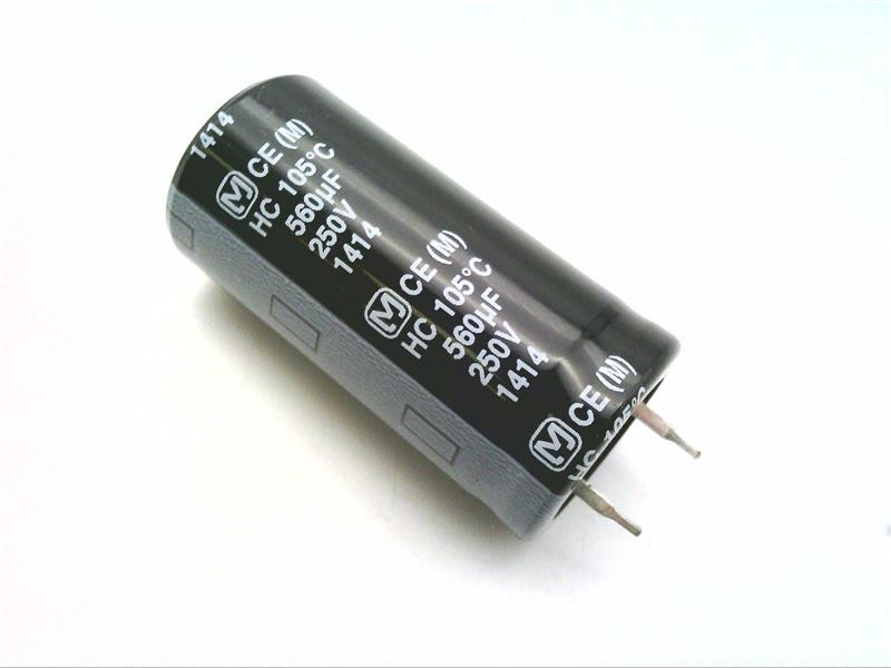 NICHICON LGN2E561MELZ45