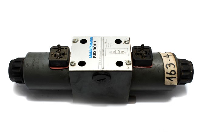BOSCH 4WE 10 J31/CG24N9Z5L