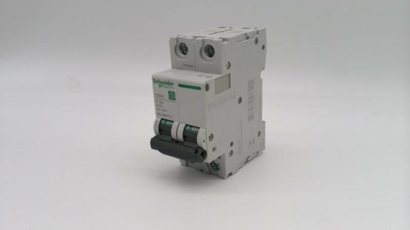 SCHNEIDER ELECTRIC M9F11202