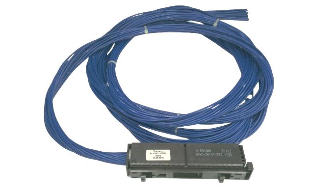 SIEMENS 6ES7922-3BD20-0UB0