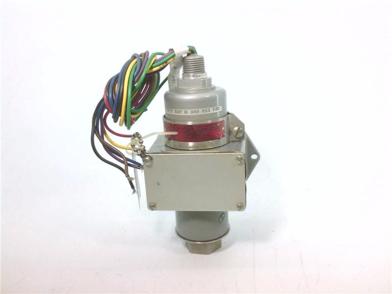 CUSTOM CONTROL SENSORS 646GZEMY3-7030
