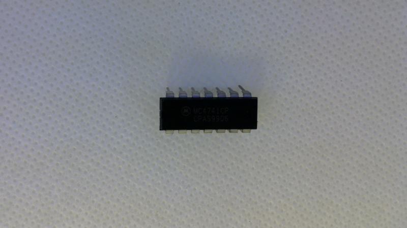 NXP SEMICONDUCTOR MC4741CP